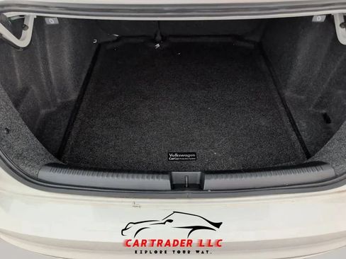 Used 2016 Volkswagen Jetta Sport FWD image 15
