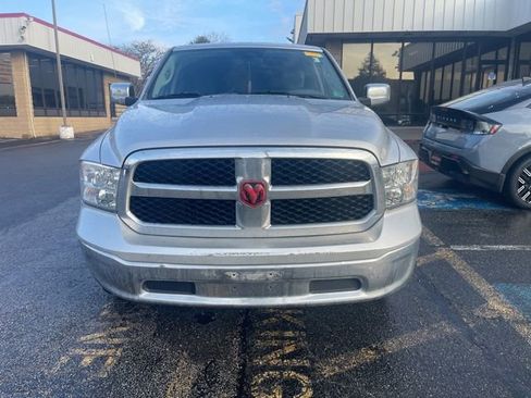 Used 2017 RAM 1500 Classic SLT image 2