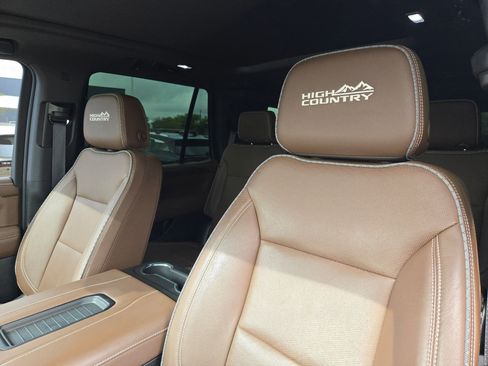 Used 2023 Chevrolet Tahoe High Country image 9