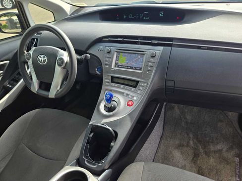 Used 2012 Toyota Prius Three FWD image 12