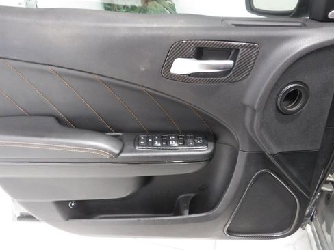 Used 2017 Dodge Charger R/T RWD image 23