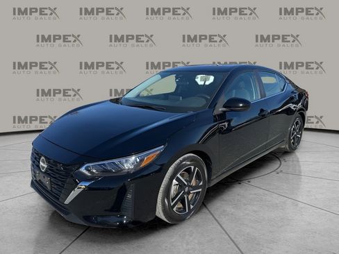 Used 2024 Nissan Sentra SV image 1