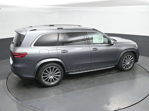New 2026 Mercedes-Benz GLS 580 4MATIC image 28
