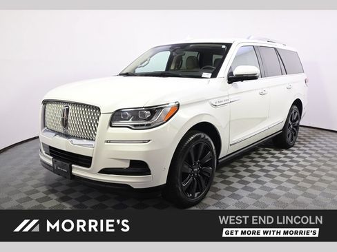 Used 2022 Lincoln Navigator Reserve AWD/4WD image 1