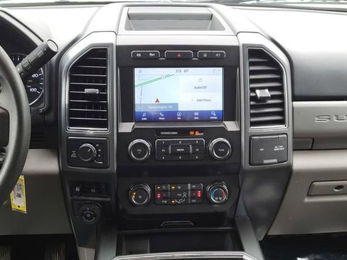 Used 2021 Ford F350 XLT w/ XLT Premium Package image 21