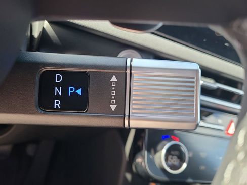 New 2025 Hyundai Tucson SEL image 16