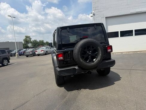 Used 2021 Jeep Wrangler Unlimited Sport AWD/4WD image 14