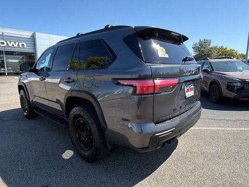Used 2023 Toyota Sequoia TRD Pro AWD/4WD image 6