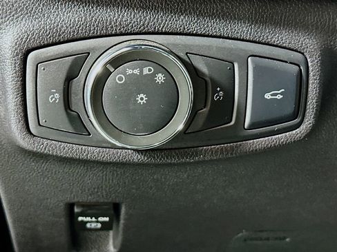 Used 2017 Lincoln MKC Select w/ Select Plus Package image 11