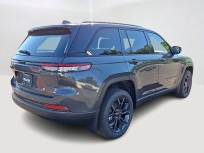 New 2025 Jeep Grand Cherokee Limited w/ MOPAR Finishing Package