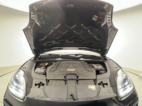 Certified 2022 Porsche Cayenne Turbo GT AWD/4WD image 26
