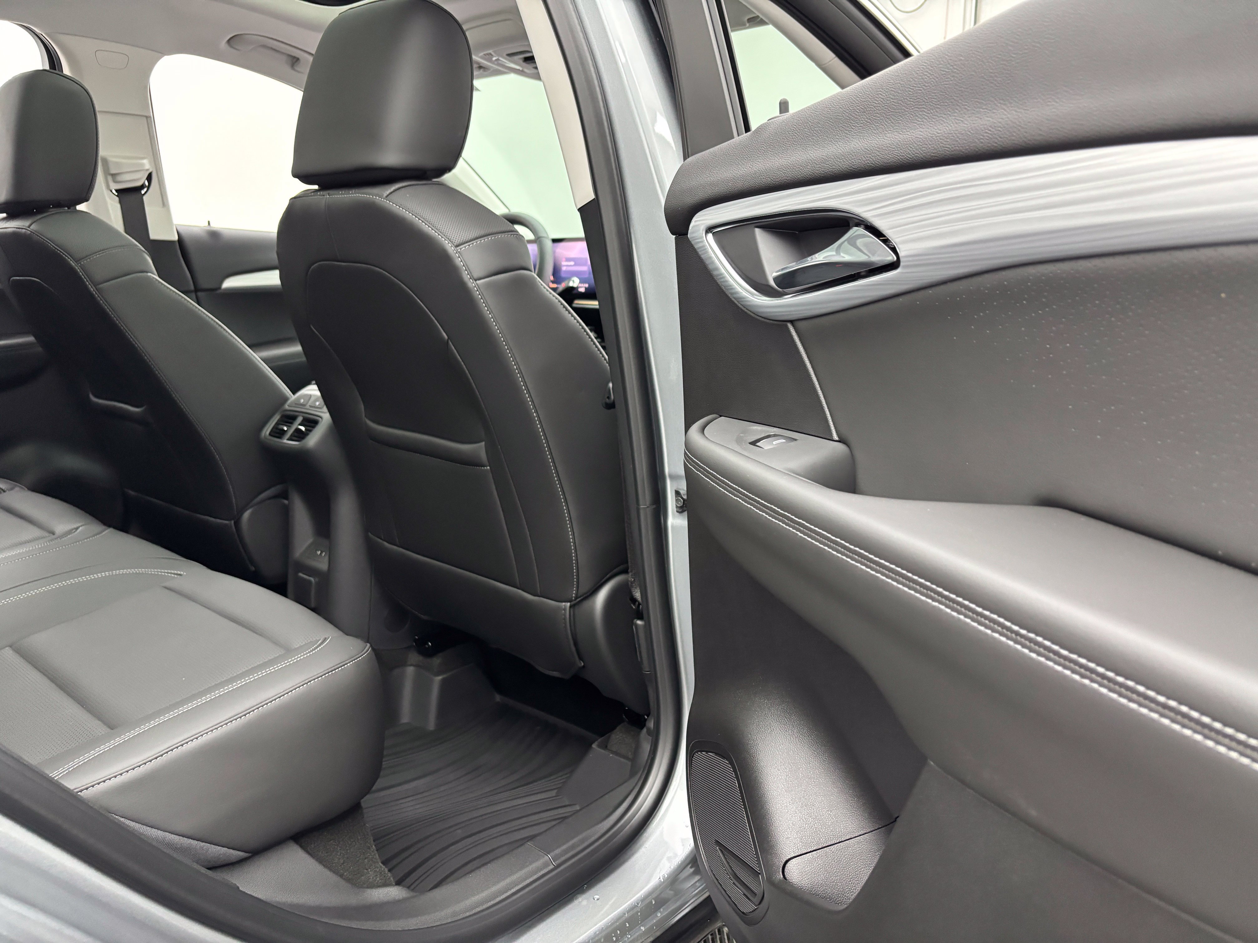 New 2026 Buick Envision Avenir AWD/4WD image 38