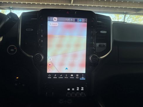 Used 2025 RAM 3500 Lone Star image 13