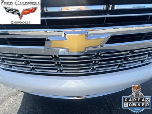 Used 2024 Chevrolet Tahoe Premier AWD/4WD image 36