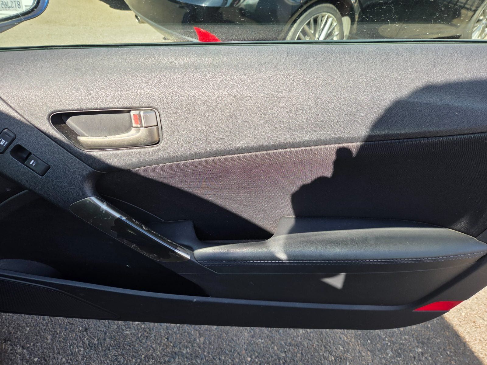 Used 2014 Hyundai Genesis 2.0T RWD image 8
