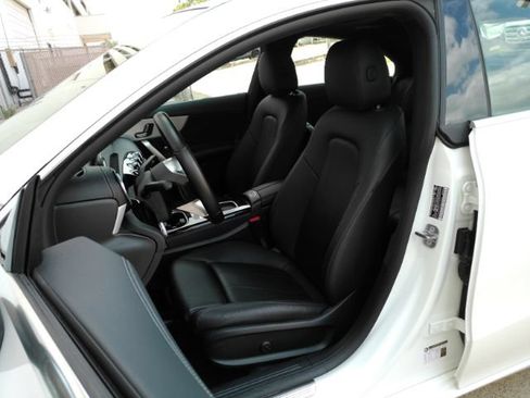 Used 2025 Mercedes-Benz CLA 250 4MATIC image 6
