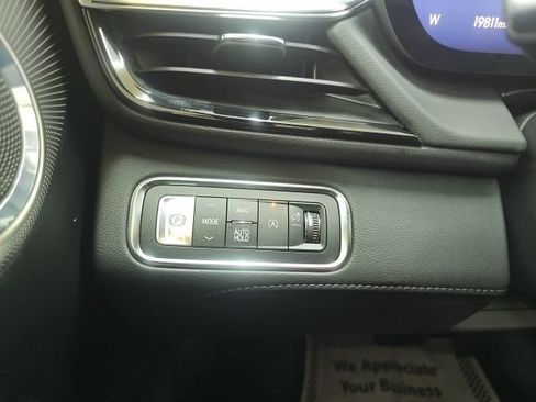 Used 2025 Buick Enclave Avenir w/ Super Cruise Package AWD/4WD image 30