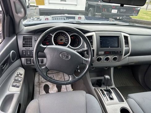 Used 2007 Toyota Tacoma PreRunner RWD image 22