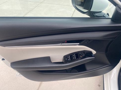 New 2026 MAZDA MAZDA3 2.5 S Sedan w/ Preferred Pkg image 11