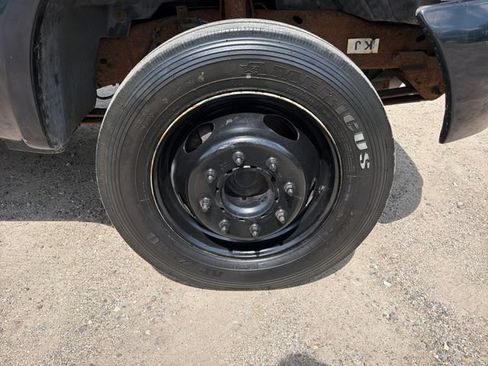 Used 1999 Ford F450 XL RWD image 17