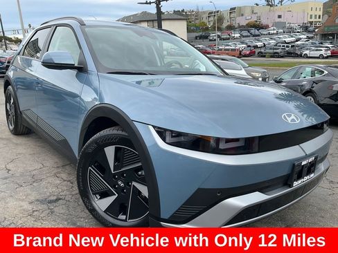 Used 2025 Hyundai Ioniq 5 SEL image 1