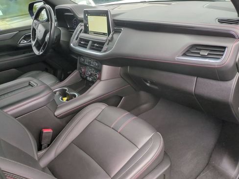 Used 2022 Chevrolet Tahoe RST w/ Luxury Package AWD/4WD image 29