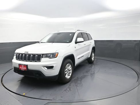 Used 2019 Jeep Grand Cherokee Laredo AWD/4WD image 37