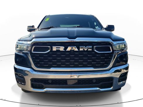 Used 2025 RAM 1500 Big Horn AWD/4WD image 2
