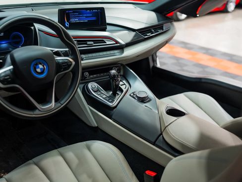 Used 2015 BMW i8 AWD/4WD image 5
