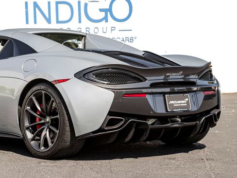 Used 2019 McLaren 570S Spider RWD image 11