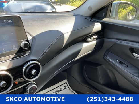Used 2024 Nissan Sentra SV FWD image 24
