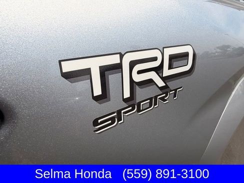 Used 2025 Toyota Tacoma TRD Sport image 28