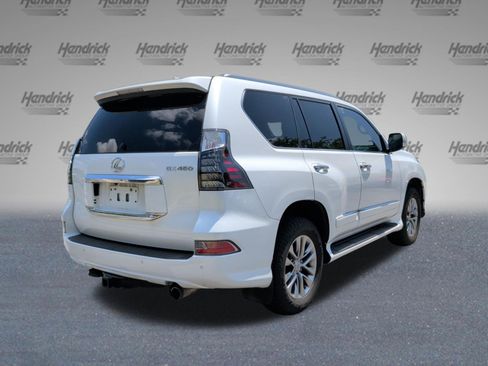 Used 2016 Lexus GX 460 Luxury w/ Preferred Accessory Package AWD/4WD image 7