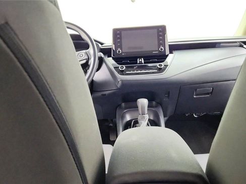 Used 2022 Toyota Corolla LE FWD image 32