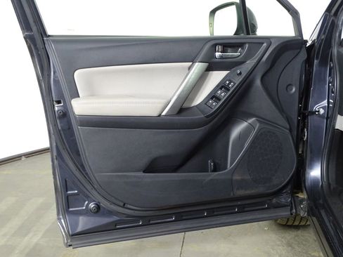 Used 2017 Subaru Forester 2.5i Limited w/ Protection Package #2 image 12