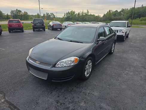 Used 2013 Chevrolet Impala LT w/ LT Sunroof Package FWD image 2