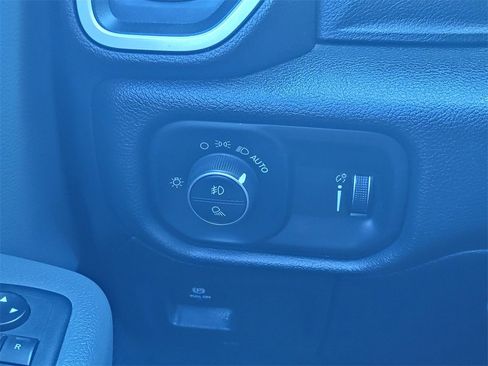 Used 2020 RAM 1500 Big Horn image 31