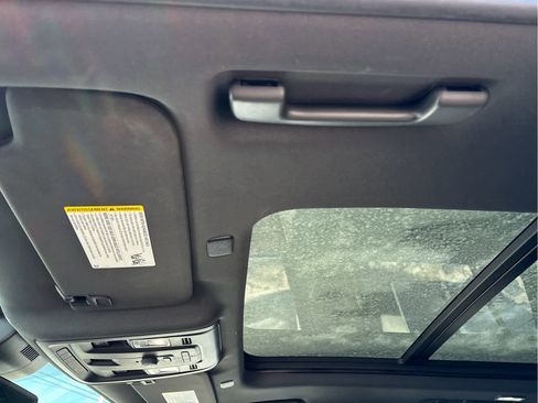 Used 2023 Chevrolet Tahoe RST image 10