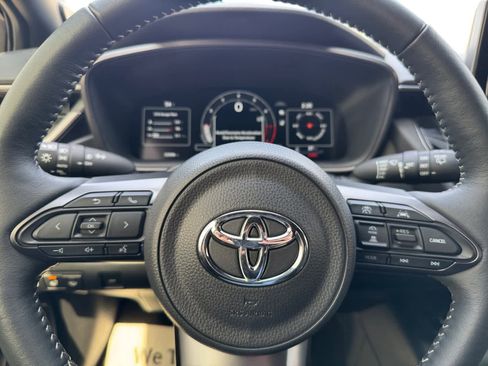 Used 2023 Toyota Corolla Core w/ Performance Package image 18