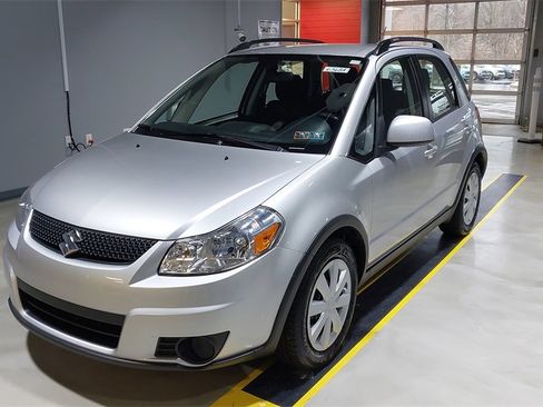 Used 2011 Suzuki SX4 AWD Hatchback image 18