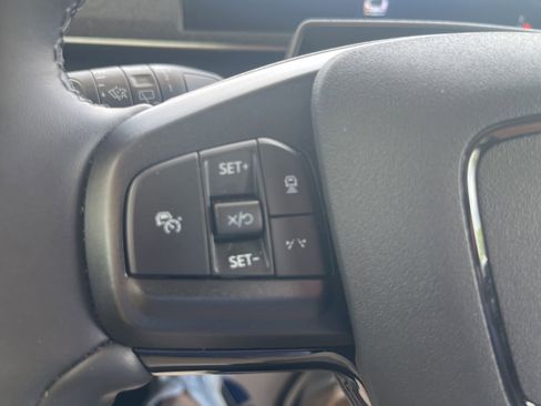 Used 2025 Ford Mustang Mach-E Premium AWD/4WD image 22