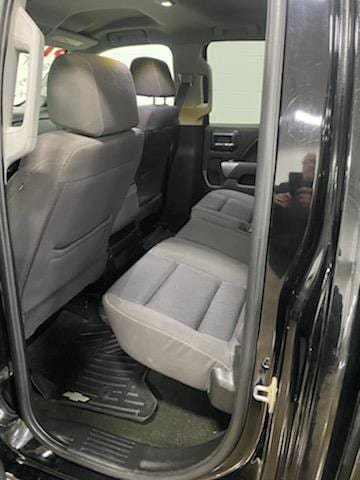 Used 2017 Chevrolet Silverado 1500 LT w/ Trailering Package AWD/4WD image 3