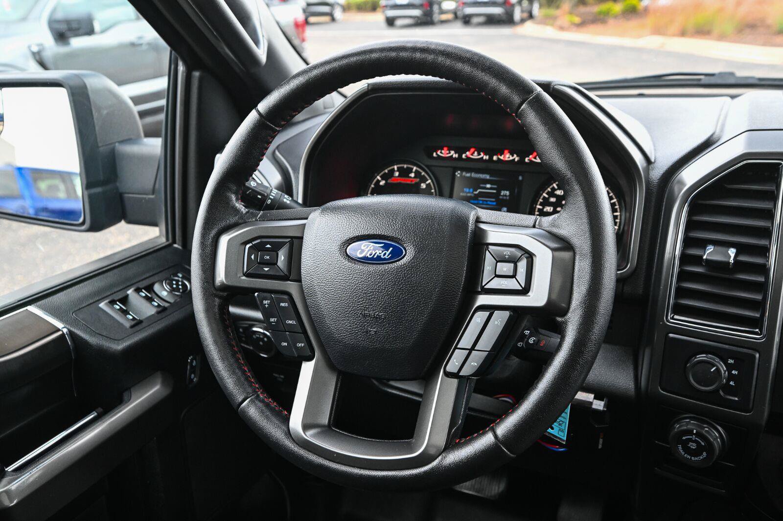 Used 2020 Ford F150 XLT w/ Equipment Group 302A Luxury AWD/4WD image 32