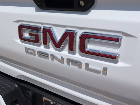 New 2026 GMC Canyon Denali AWD/4WD image 35