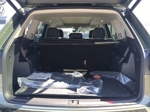 New 2026 Volkswagen Atlas SEL Premium R-Line AWD/4WD image 9