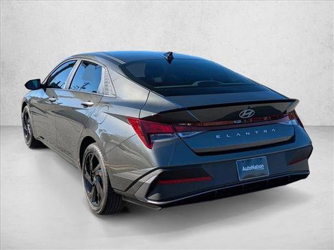 New 2026 Hyundai Elantra Sport image 9