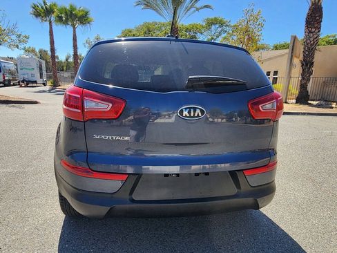 Used 2011 Kia Sportage LX AWD/4WD image 4
