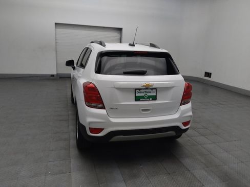 Used 2021 Chevrolet Trax LT FWD image 6