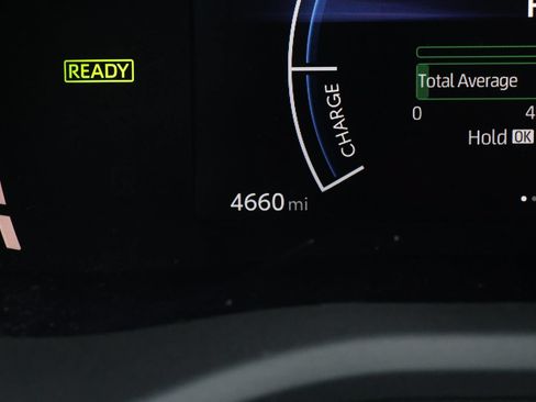 Used 2026 Toyota Camry SE w/ Convenience Package FWD image 5