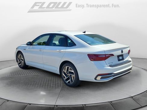 Used 2022 Volkswagen Jetta SEL FWD image 6